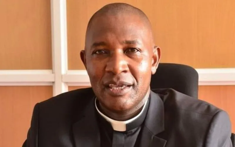 Papa Francis Padre John Njue Njeru Kuwa Msimamizi wa Kitume wa Jeshi la Kenya